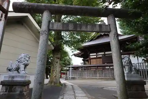 滝野川八幡神社の鳥居