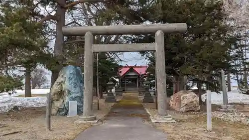 下メム神社の鳥居