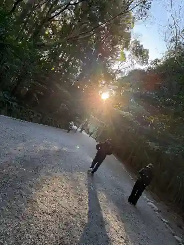 伊勢神宮内宮（皇大神宮）の{uncategorized: "未分類", other: "その他", undefined: "問題あり", building: "その他建物", grave: "お墓", sacred_gate: "鳥居", guardian: "狛犬", statue: "像", buddha: "仏像", history: "歴史", nature: "自然", garden: "庭園", animal: "動物", pagoda: "塔", temizu: "手水舎", mountain_gate: "山門・神門", sanctuary: "本殿・本堂", subordinate: "末社・摂社", art: "芸術", scenery: "景色", jizo: "地蔵", ema: "絵馬", goshuin: "御朱印", omikuji: "おみくじ", items: "授与品その他", amulet: "お守り", goshuincho: "御朱印帳", eats: "食事", festival: "お祭り", votive_dance: "神楽", shichigosan: "七五三参", wedding: "結婚式", experience: "体験その他", initially: "初詣", around: "周辺", anti_infection: "感染症対策"}