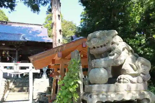 高司神社〜むすびの神の鎮まる社〜の狛犬