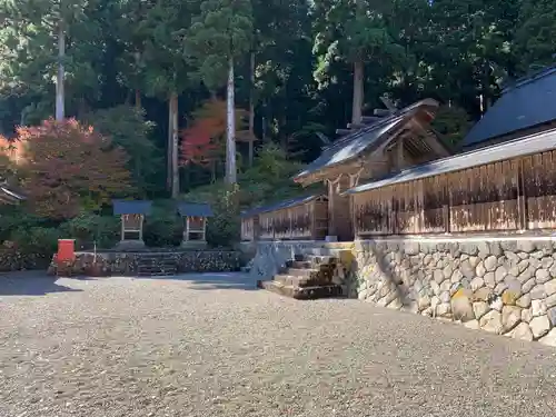 白山神社（長滝神社・白山長瀧神社・長滝白山神社）の末社・摂社