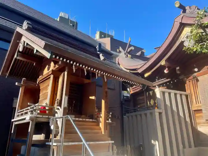 大鳥神社の{uncategorized: "未分類", other: "その他", undefined: "問題あり", building: "その他建物", grave: "お墓", sacred_gate: "鳥居", guardian: "狛犬", statue: "像", buddha: "仏像", history: "歴史", nature: "自然", garden: "庭園", animal: "動物", pagoda: "塔", temizu: "手水舎", mountain_gate: "山門・神門", sanctuary: "本殿・本堂", subordinate: "末社・摂社", art: "芸術", scenery: "景色", jizo: "地蔵", ema: "絵馬", goshuin: "御朱印", omikuji: "おみくじ", items: "授与品その他", amulet: "お守り", goshuincho: "御朱印帳", eats: "食事", festival: "お祭り", votive_dance: "神楽", shichigosan: "七五三参", wedding: "結婚式", experience: "体験その他", initially: "初詣", around: "周辺", anti_infection: "感染症対策"}