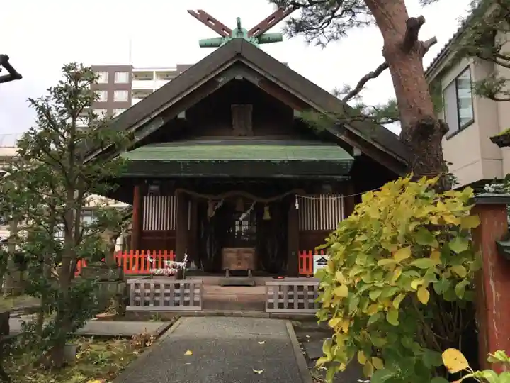 市姫神社の本殿・本堂