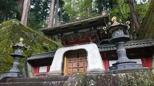日光山輪王寺 大猷院の山門・神門