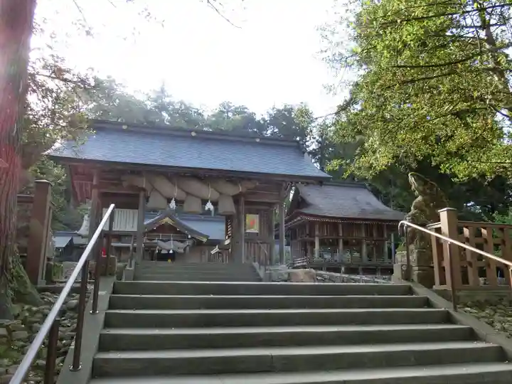 熊野大社の本殿・本堂