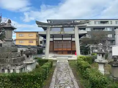 満願寺の鳥居
