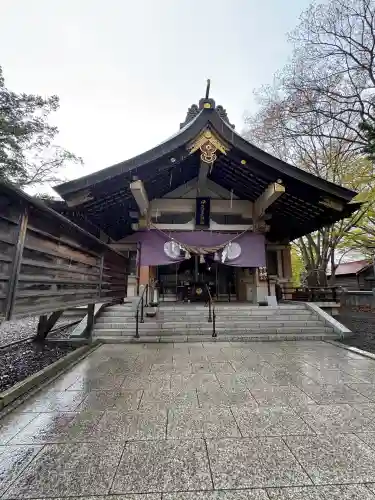 彌彦神社　(伊夜日子神社)の本殿・本堂
