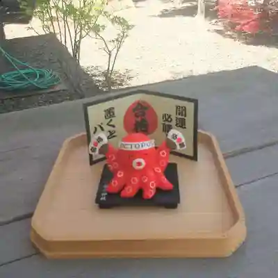 彌彦神社　(伊夜日子神社)の像