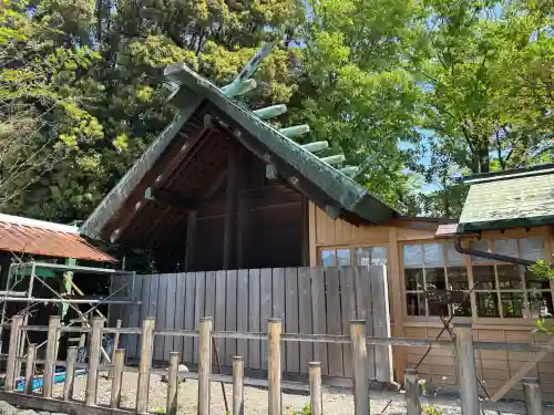 伊勢神社の{uncategorized: "未分類", other: "その他", undefined: "問題あり", building: "その他建物", grave: "お墓", sacred_gate: "鳥居", guardian: "狛犬", statue: "像", buddha: "仏像", history: "歴史", nature: "自然", garden: "庭園", animal: "動物", pagoda: "塔", temizu: "手水舎", mountain_gate: "山門・神門", sanctuary: "本殿・本堂", subordinate: "末社・摂社", art: "芸術", scenery: "景色", jizo: "地蔵", ema: "絵馬", goshuin: "御朱印", omikuji: "おみくじ", items: "授与品その他", amulet: "お守り", goshuincho: "御朱印帳", eats: "食事", festival: "お祭り", votive_dance: "神楽", shichigosan: "七五三参", wedding: "結婚式", experience: "体験その他", initially: "初詣", around: "周辺", anti_infection: "感染症対策"}