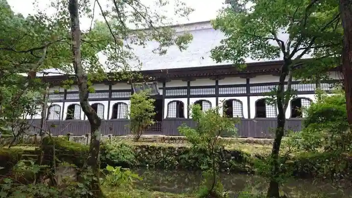 雲洞庵の本殿・本堂