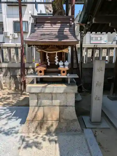 柳原蛭子神社（柳原えびす神社）の{uncategorized: "未分類", other: "その他", undefined: "問題あり", building: "その他建物", grave: "お墓", sacred_gate: "鳥居", guardian: "狛犬", statue: "像", buddha: "仏像", history: "歴史", nature: "自然", garden: "庭園", animal: "動物", pagoda: "塔", temizu: "手水舎", mountain_gate: "山門・神門", sanctuary: "本殿・本堂", subordinate: "末社・摂社", art: "芸術", scenery: "景色", jizo: "地蔵", ema: "絵馬", goshuin: "御朱印", omikuji: "おみくじ", items: "授与品その他", amulet: "お守り", goshuincho: "御朱印帳", eats: "食事", festival: "お祭り", votive_dance: "神楽", shichigosan: "七五三参", wedding: "結婚式", experience: "体験その他", initially: "初詣", around: "周辺", anti_infection: "感染症対策"}