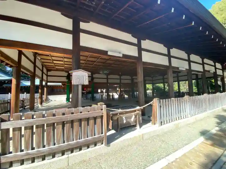 宗忠神社の{uncategorized: "未分類", other: "その他", undefined: "問題あり", building: "その他建物", grave: "お墓", sacred_gate: "鳥居", guardian: "狛犬", statue: "像", buddha: "仏像", history: "歴史", nature: "自然", garden: "庭園", animal: "動物", pagoda: "塔", temizu: "手水舎", mountain_gate: "山門・神門", sanctuary: "本殿・本堂", subordinate: "末社・摂社", art: "芸術", scenery: "景色", jizo: "地蔵", ema: "絵馬", goshuin: "御朱印", omikuji: "おみくじ", items: "授与品その他", amulet: "お守り", goshuincho: "御朱印帳", eats: "食事", festival: "お祭り", votive_dance: "神楽", shichigosan: "七五三参", wedding: "結婚式", experience: "体験その他", initially: "初詣", around: "周辺", anti_infection: "感染症対策"}