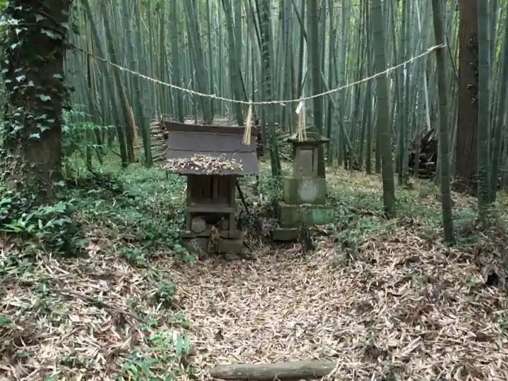 阿弥神社の末社・摂社
