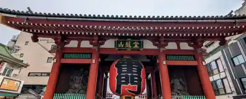 浅草寺の山門・神門