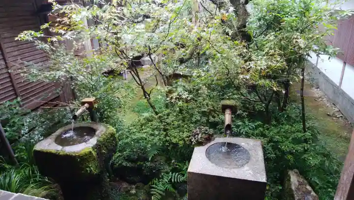 三千院門跡の手水舎