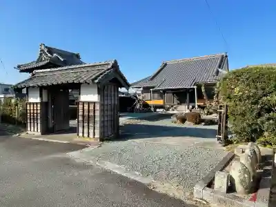 光輪寺の{uncategorized: "未分類", other: "その他", undefined: "問題あり", building: "その他建物", grave: "お墓", sacred_gate: "鳥居", guardian: "狛犬", statue: "像", buddha: "仏像", history: "歴史", nature: "自然", garden: "庭園", animal: "動物", pagoda: "塔", temizu: "手水舎", mountain_gate: "山門・神門", sanctuary: "本殿・本堂", subordinate: "末社・摂社", art: "芸術", scenery: "景色", jizo: "地蔵", ema: "絵馬", goshuin: "御朱印", omikuji: "おみくじ", items: "授与品その他", amulet: "お守り", goshuincho: "御朱印帳", eats: "食事", festival: "お祭り", votive_dance: "神楽", shichigosan: "七五三参", wedding: "結婚式", experience: "体験その他", initially: "初詣", around: "周辺", anti_infection: "感染症対策"}