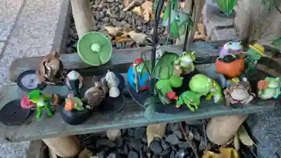 札幌諏訪神社の像