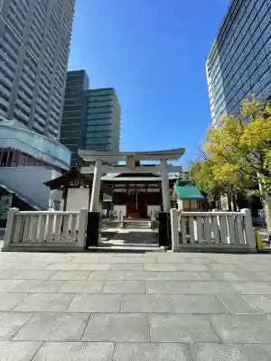 浜町神社の{uncategorized: "未分類", other: "その他", undefined: "問題あり", building: "その他建物", grave: "お墓", sacred_gate: "鳥居", guardian: "狛犬", statue: "像", buddha: "仏像", history: "歴史", nature: "自然", garden: "庭園", animal: "動物", pagoda: "塔", temizu: "手水舎", mountain_gate: "山門・神門", sanctuary: "本殿・本堂", subordinate: "末社・摂社", art: "芸術", scenery: "景色", jizo: "地蔵", ema: "絵馬", goshuin: "御朱印", omikuji: "おみくじ", items: "授与品その他", amulet: "お守り", goshuincho: "御朱印帳", eats: "食事", festival: "お祭り", votive_dance: "神楽", shichigosan: "七五三参", wedding: "結婚式", experience: "体験その他", initially: "初詣", around: "周辺", anti_infection: "感染症対策"}