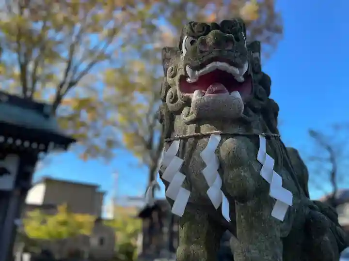 大野台御嶽神社の狛犬