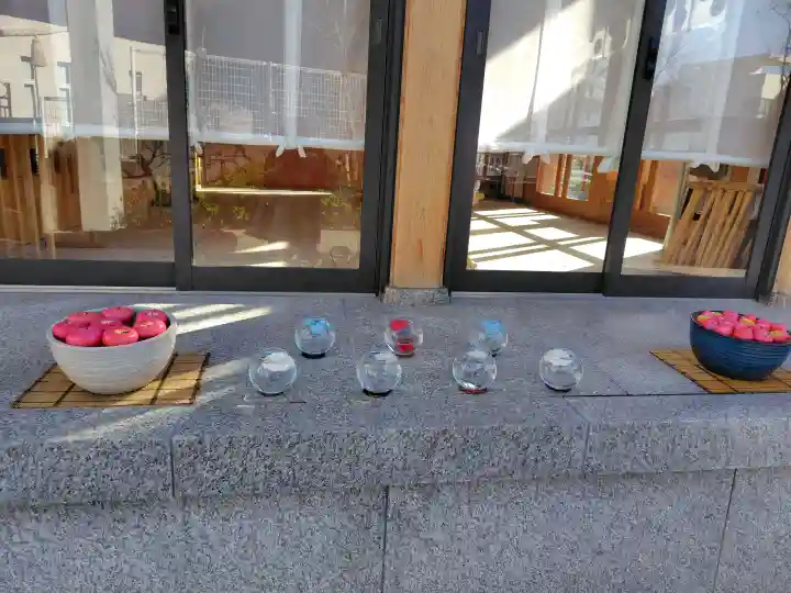 駒込妙義神社の{uncategorized: "未分類", other: "その他", undefined: "問題あり", building: "その他建物", grave: "お墓", sacred_gate: "鳥居", guardian: "狛犬", statue: "像", buddha: "仏像", history: "歴史", nature: "自然", garden: "庭園", animal: "動物", pagoda: "塔", temizu: "手水舎", mountain_gate: "山門・神門", sanctuary: "本殿・本堂", subordinate: "末社・摂社", art: "芸術", scenery: "景色", jizo: "地蔵", ema: "絵馬", goshuin: "御朱印", omikuji: "おみくじ", items: "授与品その他", amulet: "お守り", goshuincho: "御朱印帳", eats: "食事", festival: "お祭り", votive_dance: "神楽", shichigosan: "七五三参", wedding: "結婚式", experience: "体験その他", initially: "初詣", around: "周辺", anti_infection: "感染症対策"}