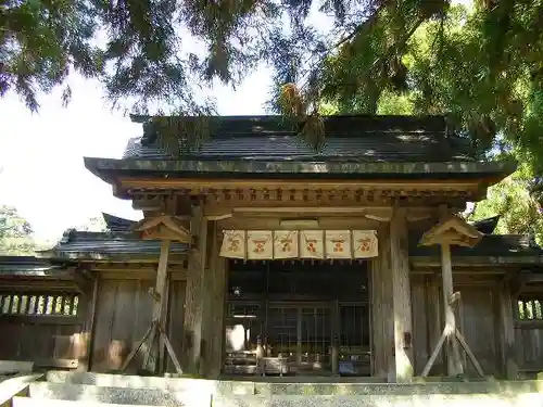 豊榮神社の山門・神門