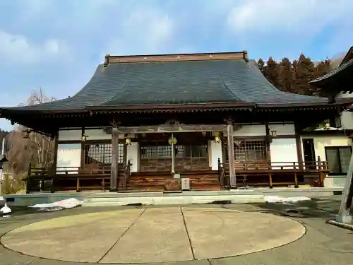興性寺の{uncategorized: "未分類", other: "その他", undefined: "問題あり", building: "その他建物", grave: "お墓", sacred_gate: "鳥居", guardian: "狛犬", statue: "像", buddha: "仏像", history: "歴史", nature: "自然", garden: "庭園", animal: "動物", pagoda: "塔", temizu: "手水舎", mountain_gate: "山門・神門", sanctuary: "本殿・本堂", subordinate: "末社・摂社", art: "芸術", scenery: "景色", jizo: "地蔵", ema: "絵馬", goshuin: "御朱印", omikuji: "おみくじ", items: "授与品その他", amulet: "お守り", goshuincho: "御朱印帳", eats: "食事", festival: "お祭り", votive_dance: "神楽", shichigosan: "七五三参", wedding: "結婚式", experience: "体験その他", initially: "初詣", around: "周辺", anti_infection: "感染症対策"}
