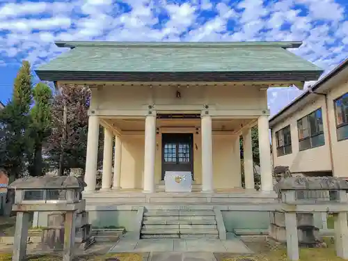 上神明社の本殿・本堂