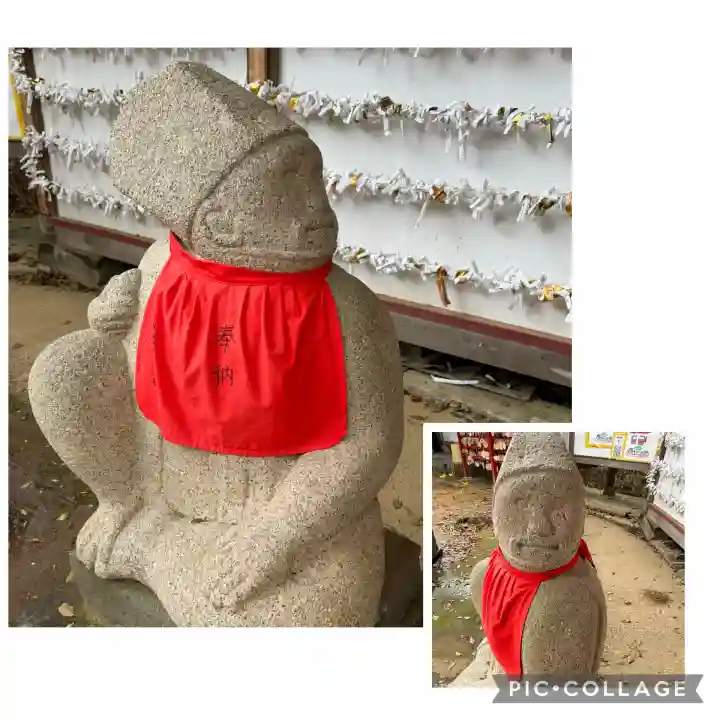 日吉神社の{uncategorized: "未分類", other: "その他", undefined: "問題あり", building: "その他建物", grave: "お墓", sacred_gate: "鳥居", guardian: "狛犬", statue: "像", buddha: "仏像", history: "歴史", nature: "自然", garden: "庭園", animal: "動物", pagoda: "塔", temizu: "手水舎", mountain_gate: "山門・神門", sanctuary: "本殿・本堂", subordinate: "末社・摂社", art: "芸術", scenery: "景色", jizo: "地蔵", ema: "絵馬", goshuin: "御朱印", omikuji: "おみくじ", items: "授与品その他", amulet: "お守り", goshuincho: "御朱印帳", eats: "食事", festival: "お祭り", votive_dance: "神楽", shichigosan: "七五三参", wedding: "結婚式", experience: "体験その他", initially: "初詣", around: "周辺", anti_infection: "感染症対策"}