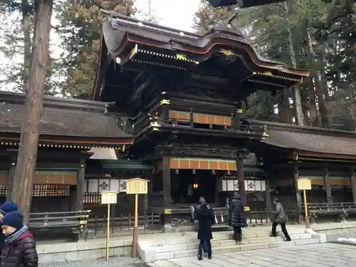 諏訪大社下社春宮の本殿・本堂