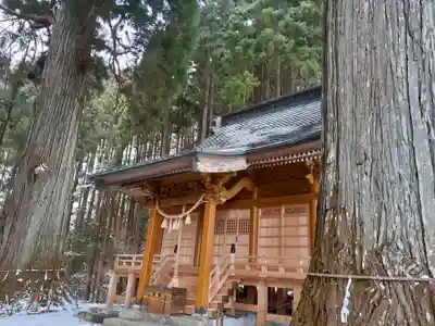 羽田神社の本殿・本堂