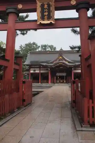 氣比神宮の鳥居