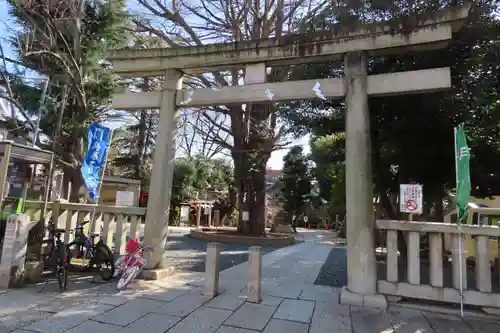 鳩森八幡神社の鳥居