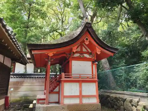 六甲八幡神社の末社・摂社
