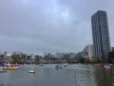 寛永寺不忍池弁天堂の周辺