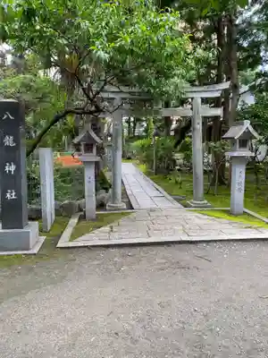 服織神社（真清田神社境内社）の鳥居