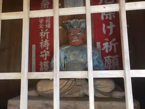 瓦屋寺の仏像