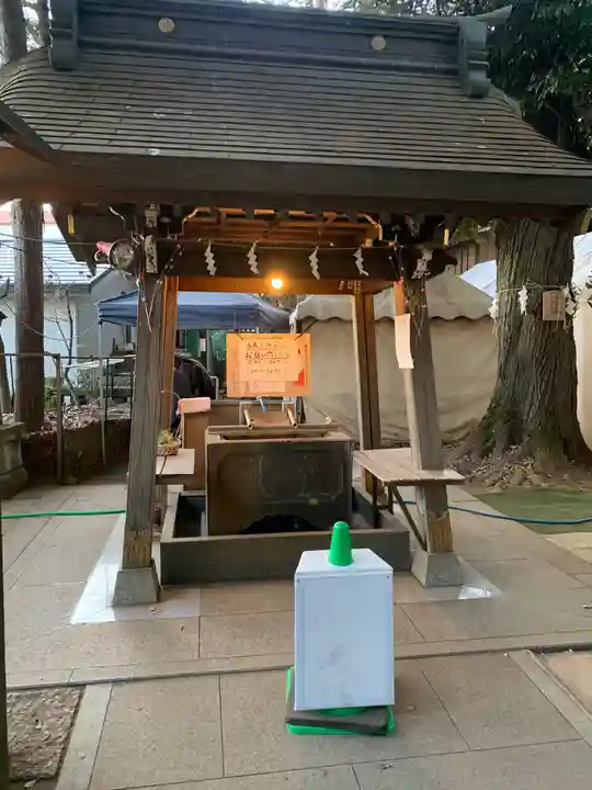 太子堂八幡神社の手水舎