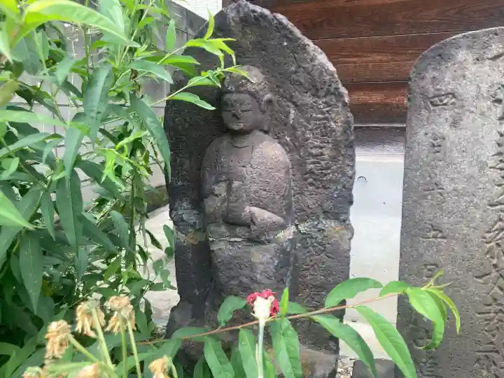 乳出地蔵堂(神奈川県)