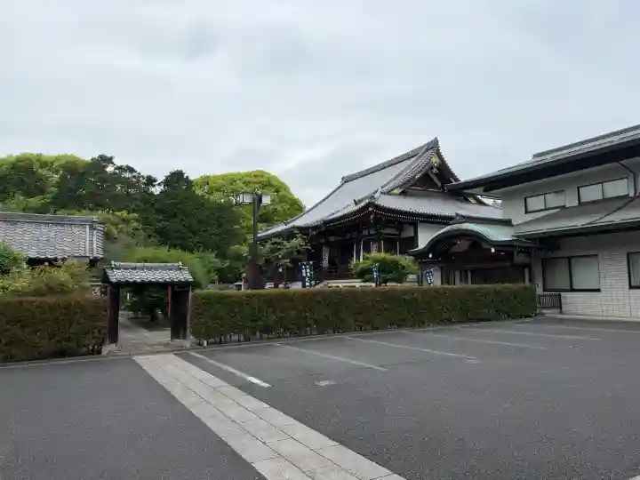 寛永寺開山堂の{uncategorized: "未分類", other: "その他", undefined: "問題あり", building: "その他建物", grave: "お墓", sacred_gate: "鳥居", guardian: "狛犬", statue: "像", buddha: "仏像", history: "歴史", nature: "自然", garden: "庭園", animal: "動物", pagoda: "塔", temizu: "手水舎", mountain_gate: "山門・神門", sanctuary: "本殿・本堂", subordinate: "末社・摂社", art: "芸術", scenery: "景色", jizo: "地蔵", ema: "絵馬", goshuin: "御朱印", omikuji: "おみくじ", items: "授与品その他", amulet: "お守り", goshuincho: "御朱印帳", eats: "食事", festival: "お祭り", votive_dance: "神楽", shichigosan: "七五三参", wedding: "結婚式", experience: "体験その他", initially: "初詣", around: "周辺", anti_infection: "感染症対策"}