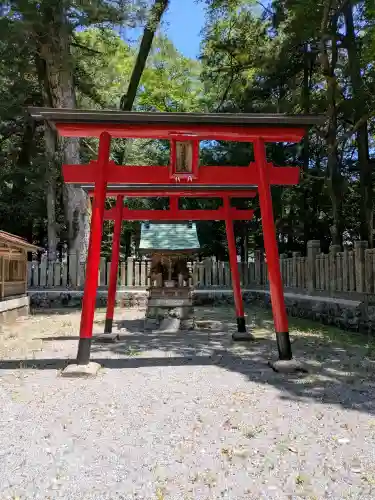 立岩神社の{uncategorized: "未分類", other: "その他", undefined: "問題あり", building: "その他建物", grave: "お墓", sacred_gate: "鳥居", guardian: "狛犬", statue: "像", buddha: "仏像", history: "歴史", nature: "自然", garden: "庭園", animal: "動物", pagoda: "塔", temizu: "手水舎", mountain_gate: "山門・神門", sanctuary: "本殿・本堂", subordinate: "末社・摂社", art: "芸術", scenery: "景色", jizo: "地蔵", ema: "絵馬", goshuin: "御朱印", omikuji: "おみくじ", items: "授与品その他", amulet: "お守り", goshuincho: "御朱印帳", eats: "食事", festival: "お祭り", votive_dance: "神楽", shichigosan: "七五三参", wedding: "結婚式", experience: "体験その他", initially: "初詣", around: "周辺", anti_infection: "感染症対策"}