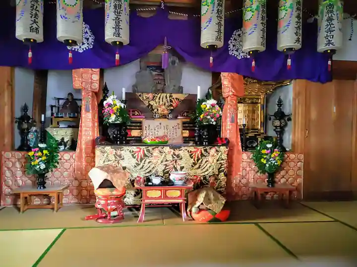 観音堂(六•七番割観音)の本殿・本堂