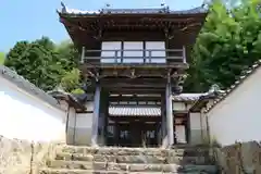 明照寺の山門