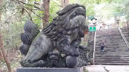 高千穂神社の狛犬