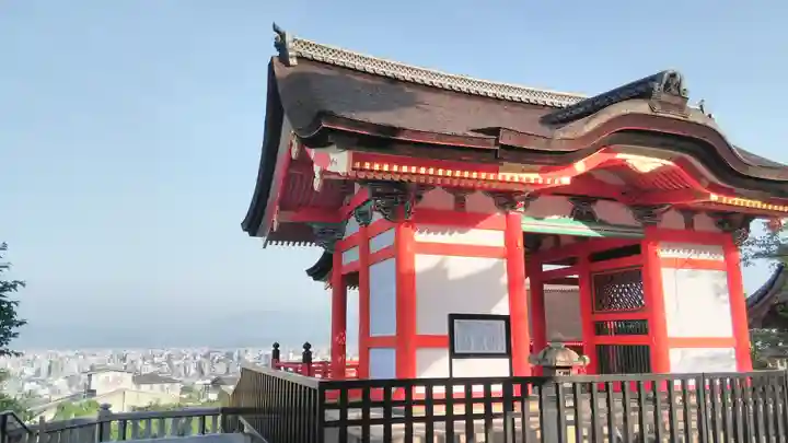 清水寺の山門・神門