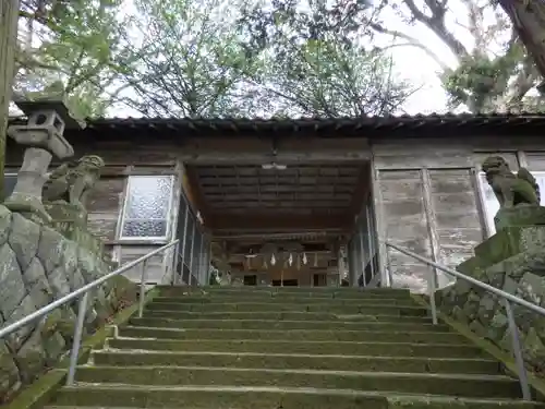 逢坂八幡神社の山門