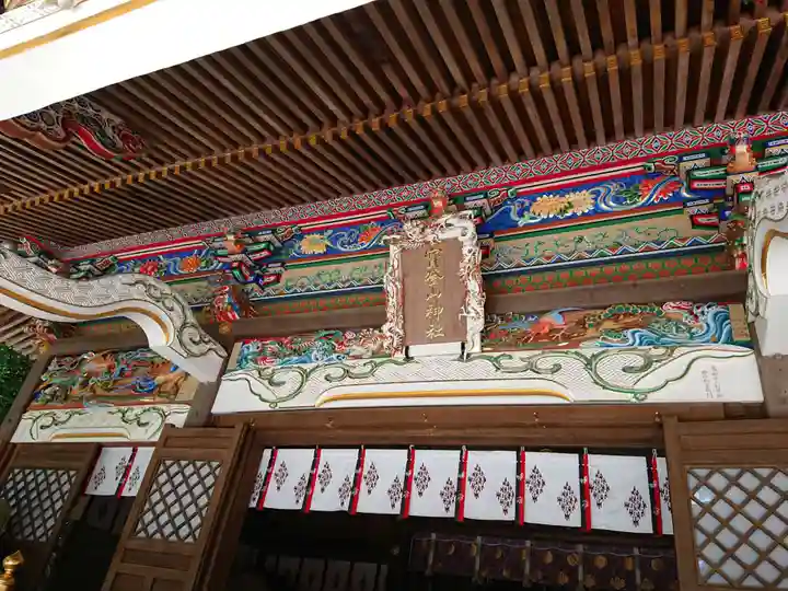 宝登山神社の芸術