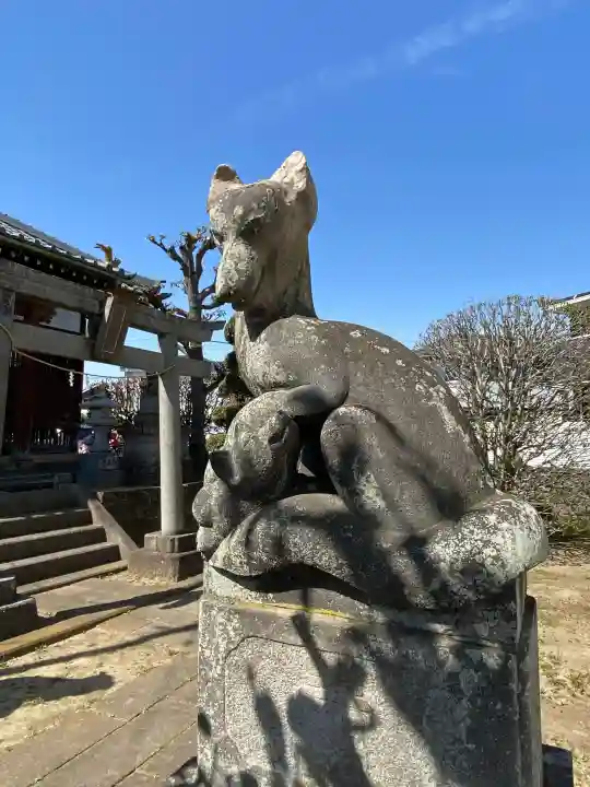 稲荷神社の{uncategorized: "未分類", other: "その他", undefined: "問題あり", building: "その他建物", grave: "お墓", sacred_gate: "鳥居", guardian: "狛犬", statue: "像", buddha: "仏像", history: "歴史", nature: "自然", garden: "庭園", animal: "動物", pagoda: "塔", temizu: "手水舎", mountain_gate: "山門・神門", sanctuary: "本殿・本堂", subordinate: "末社・摂社", art: "芸術", scenery: "景色", jizo: "地蔵", ema: "絵馬", goshuin: "御朱印", omikuji: "おみくじ", items: "授与品その他", amulet: "お守り", goshuincho: "御朱印帳", eats: "食事", festival: "お祭り", votive_dance: "神楽", shichigosan: "七五三参", wedding: "結婚式", experience: "体験その他", initially: "初詣", around: "周辺", anti_infection: "感染症対策"}