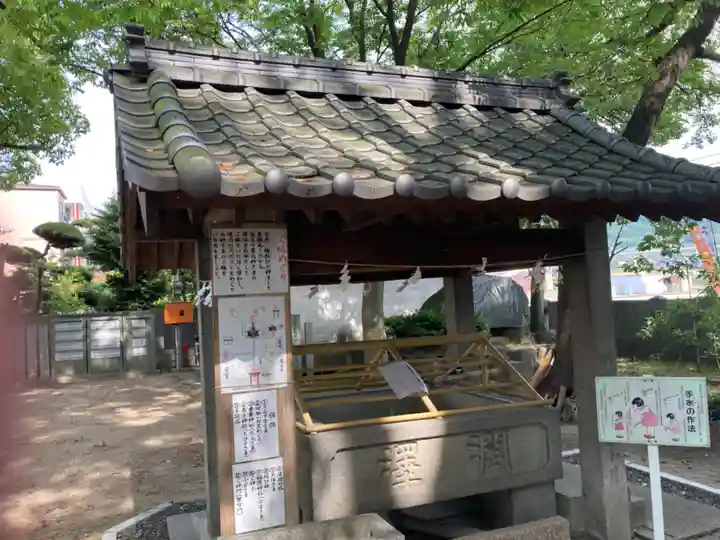 高忍日賣神社の手水舎