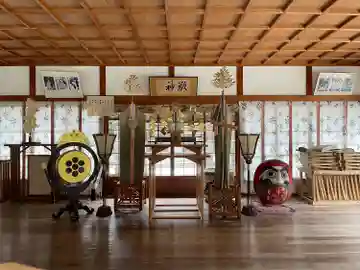 倭白山比咩神社(南出)の本殿・本堂