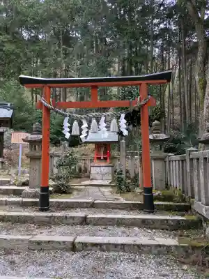 湯谷神社の{uncategorized: "未分類", other: "その他", undefined: "問題あり", building: "その他建物", grave: "お墓", sacred_gate: "鳥居", guardian: "狛犬", statue: "像", buddha: "仏像", history: "歴史", nature: "自然", garden: "庭園", animal: "動物", pagoda: "塔", temizu: "手水舎", mountain_gate: "山門・神門", sanctuary: "本殿・本堂", subordinate: "末社・摂社", art: "芸術", scenery: "景色", jizo: "地蔵", ema: "絵馬", goshuin: "御朱印", omikuji: "おみくじ", items: "授与品その他", amulet: "お守り", goshuincho: "御朱印帳", eats: "食事", festival: "お祭り", votive_dance: "神楽", shichigosan: "七五三参", wedding: "結婚式", experience: "体験その他", initially: "初詣", around: "周辺", anti_infection: "感染症対策"}